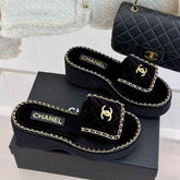 THICK-SOLED CHAIN HEART SLIPPER IN BLACK VELVET